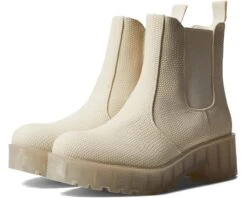 Dirty Laundry Margo1