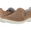 Aravon Lia Slip-On