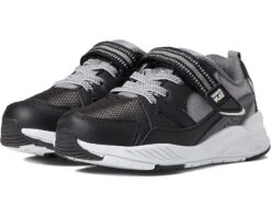 Stride Rite Journey (Little Kid)