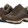 L.L.Bean Snow Sneaker With Arctic Grip, Low Lace-Up 2 L.L.Bean Snow Sneaker With Arctic Grip, Low Lace-Up -Stride & Style 81F8UQWv8dL. AC SR920736